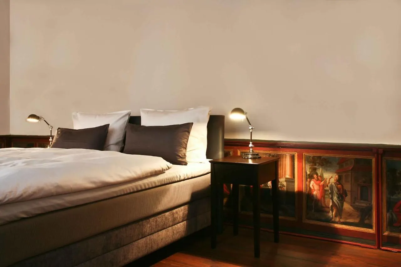 Hotel Anno 1216 Lübeck 2*,  Německo